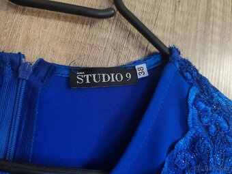 Elegantní modré šaty - 4