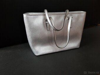 Velká stříbrná kabelka MICHAEL KORS - 4