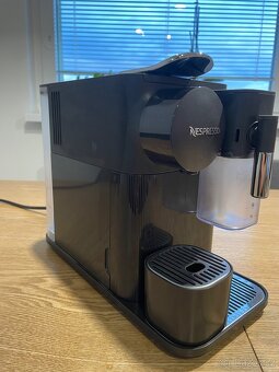 NESPRESSO LATTISSIMA ONE EN510.B - 4