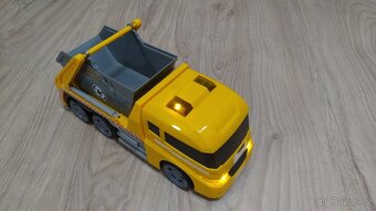 popelari, blikaji a delaji zvuky - 4