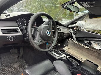 BMW e61 530d M-paket (díly) - 4