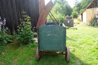 Stabilní elektromotor s cirkulárkou - 4