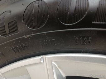 Goodyear EfficientGrip 195/55 r16 91v; rok 2025 - 4