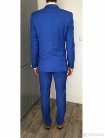 Krásný modrý oblek značky Feratt - 4