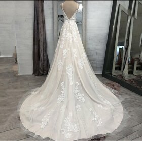 Nádherné svatebni šaty - 4
