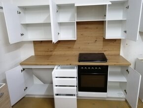 Linka s frézovanými úchyty - 4