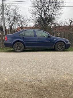 VW Bora 1.6 16V 77kw Climatronic - 4