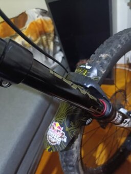 yt-industries tues 2015 27,5 - 4