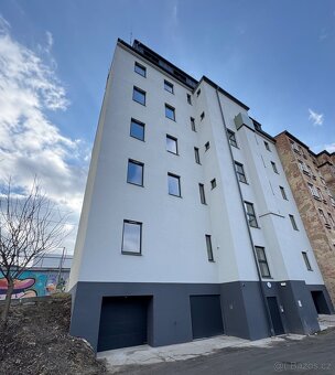 Pronájem garáže 20m2 v centru Ostravy 28. října 1753/80 - 4