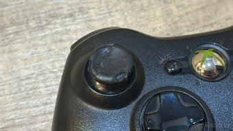 Xbox 360 S - 4