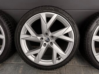 Zimní originál Superb 235/40 r19 Hankook - 4