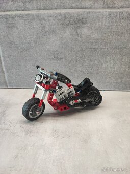 Lego Technic a Creator Auta - 4