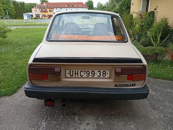 Škoda 105L - 4