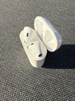 Airpods 1, Gen.1 - sluchátka - 4