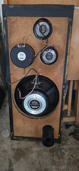 Reproduktory TESLA - 4
