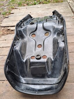 Originálni sedacka Honda CB 750K (PC-01) - 4