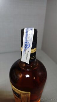 Diplomático Añejo 7y, 0,7 l, 40 % - 4
