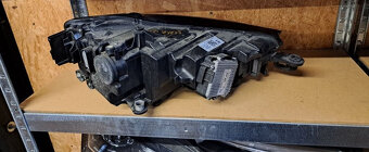 Leve predni svetlo full led skoda scala - 4