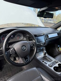 VW Touareg 3.0 V6 TDI R-Line - 4