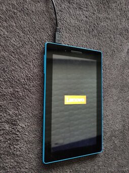 Tablet Lenovo Tab 3 7 Essential (TB3-710F) – 7" - 4