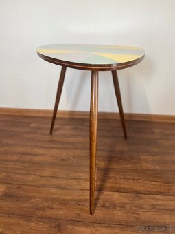 Konferenční stolek „trsátko“ - 4