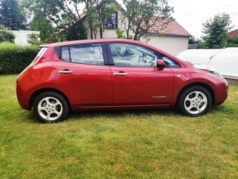 Nissan LEAF, střešní solar - 4