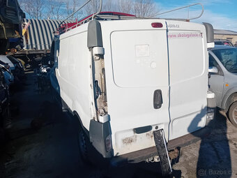 Opel Vivaro 1.9 DTI ( F9QU7 ) 74kW r.2002 bílá na náhradní d - 4