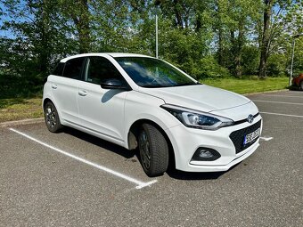 Hyundai i20 SMART 1.2i 55KW ČR - 4