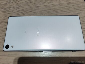 Sony Xperia XA Ultra - 4