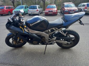 Kawasaki zx-6r - 4