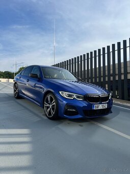 BMW 3er (G20) 330d xDrive M Sport – TOP výbava, krásný stav - 4