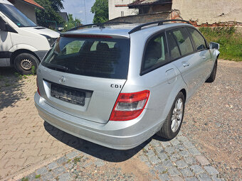 Mercedes C200cdi rok 2010 - 4