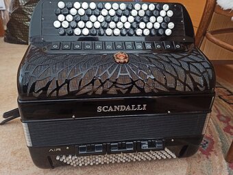 Koncertní knoflíkový akordeon Scandalli Air IV C T, s - 4