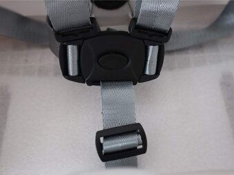 PĚTIBODOVÉ BEZPEČNOSTNÍ PÁSY DO JÍDELNÍ ŽIDLIČKY - 4