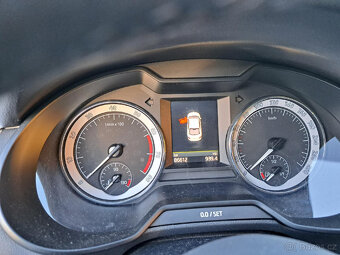 Octavia III-1.4 TSI, 110 kW, mimořádná výbava - 4