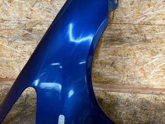 PRAVÝ PŘEDNÍ BLATNÍK SEAT ALHAMBRA 7M LD5Q - 4