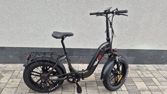 Zánovní skládací elektrokolo, najeto 200km - 4