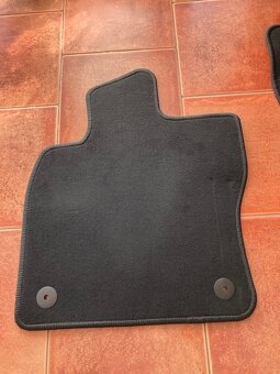 Autokoberce ŠKODA Karoq - 4