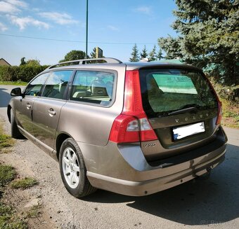 Volvo V70 D5 AWD (2008) 2.4D 136kW - 4