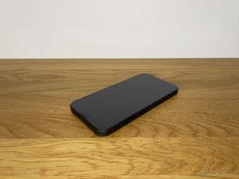 Apple iPhone 13 128GB Midnight - baterie 100% - 4