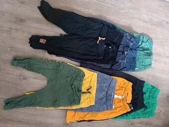Prodám set oblečení velikost 92 - 4