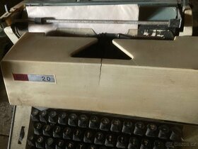 Stary psaci stroj - 4