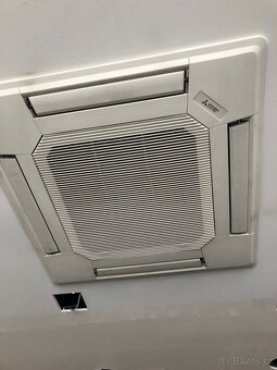 prodám zařízení ze třech luxusních prodejen - 4