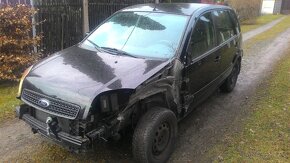 Ford Fusion 1,4i 59kw koupeno v ČR r.v.2012 najeto 34 389km - 4