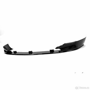 Přední lipo - spoiler na BMW 5 - E60/E61 - černý lesk - 4