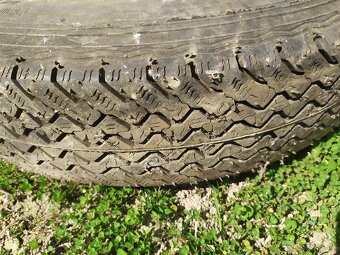 Pneu Tatra 603 180SR15 ; 180/90R15 - 4
