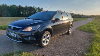 Ford Focus 1.6i benzín - 4