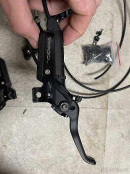 Brzdy Sram CODE silver - 4