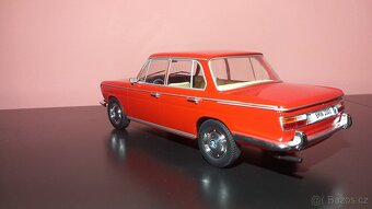 1:18 bmw 2000 - 4