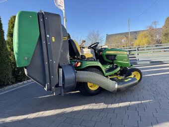 Zahradní traktor John Deere X758 pohon kol 4x4 - 4